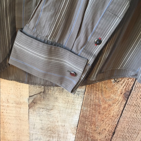 Calvin Klein Shirt - Picture 3 of 5